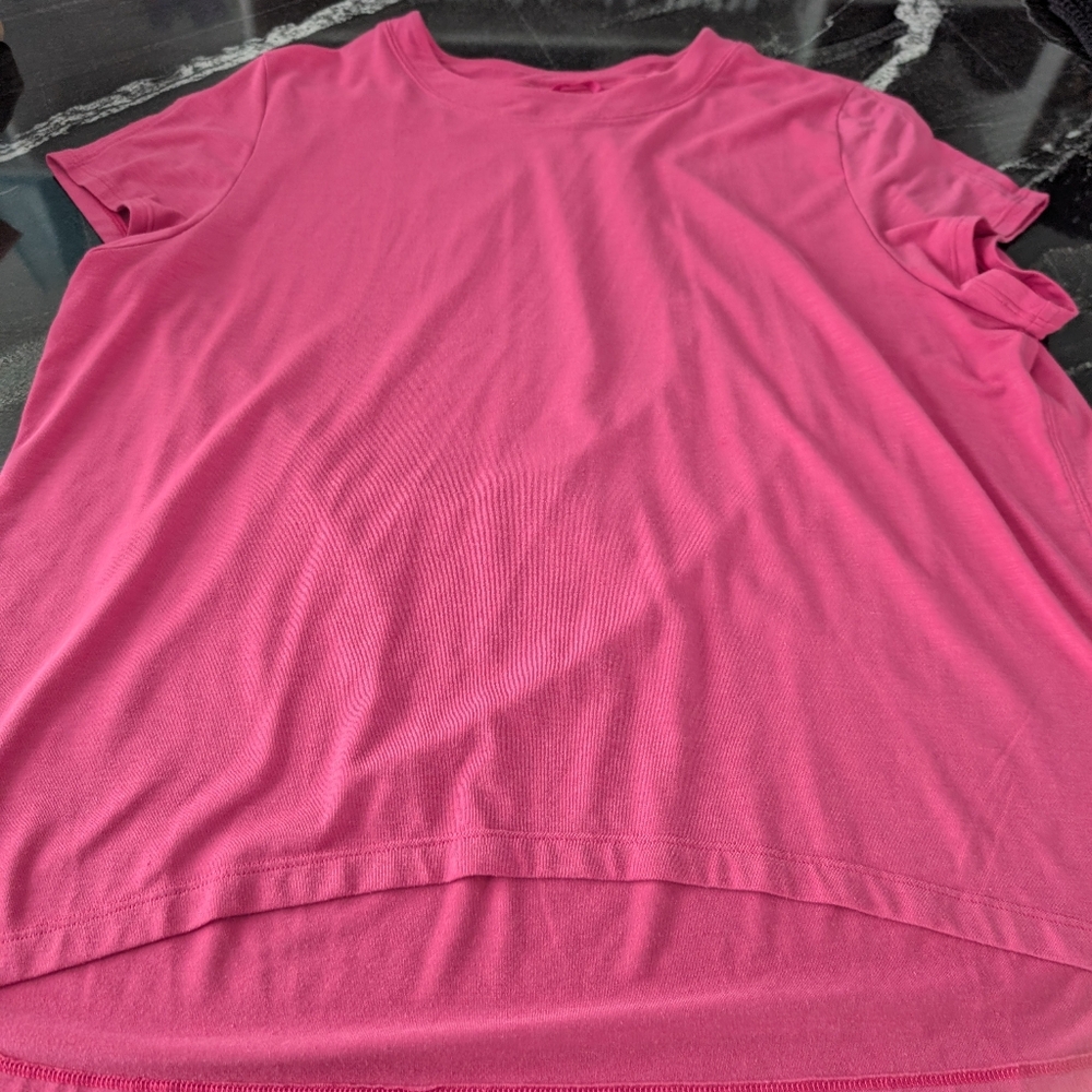 Athleta Vibrant Pink With Ease Tee